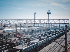 ОТЛК ЕРА хочет увеличить объем контейнерных перевозок до 1 млн ДФЭ в год