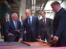 Путин: контрафакт и контрабанда изделий легпрома составляют 33% розничных продаж