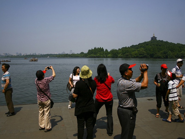 Китайских туристов будут завлекать в Россию «Красным маршрутом»